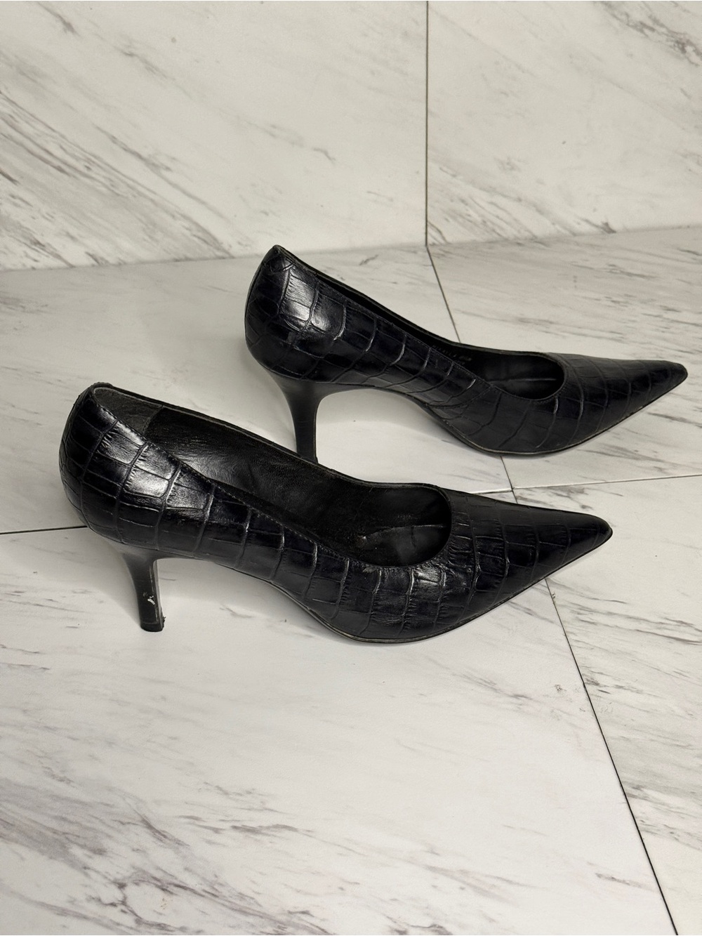 David Aaron Mikayla Black Leather Croc Embossed Pointed Toe Pumps Womens 8.5M